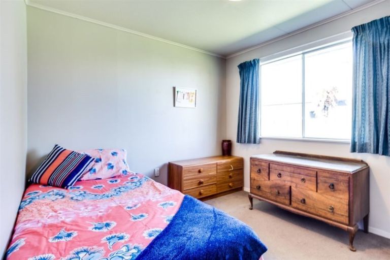 Photo of property in 30 Henley Crescent, Pirimai, Napier, 4112