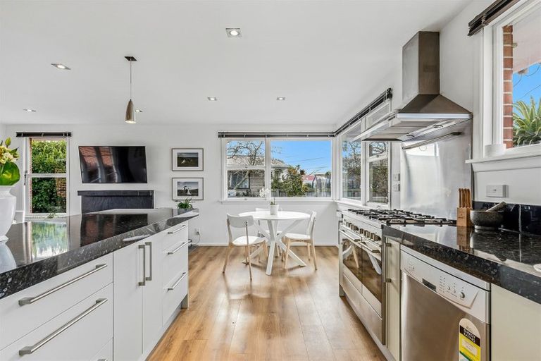 Photo of property in 7 Chedworth Avenue, Bishopdale, Christchurch, 8053