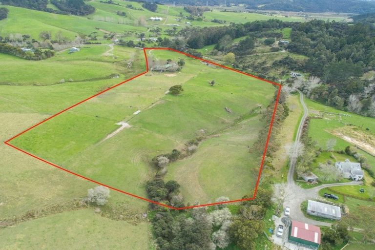 Photo of property in 177 Inland Road, Helensville, 0875