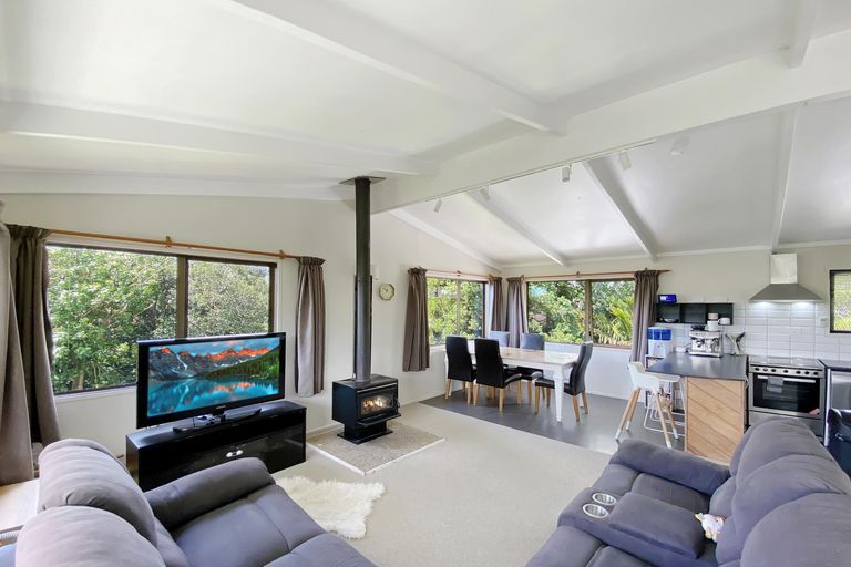 Photo of property in 63 Landing Road, Kerikeri, 0230