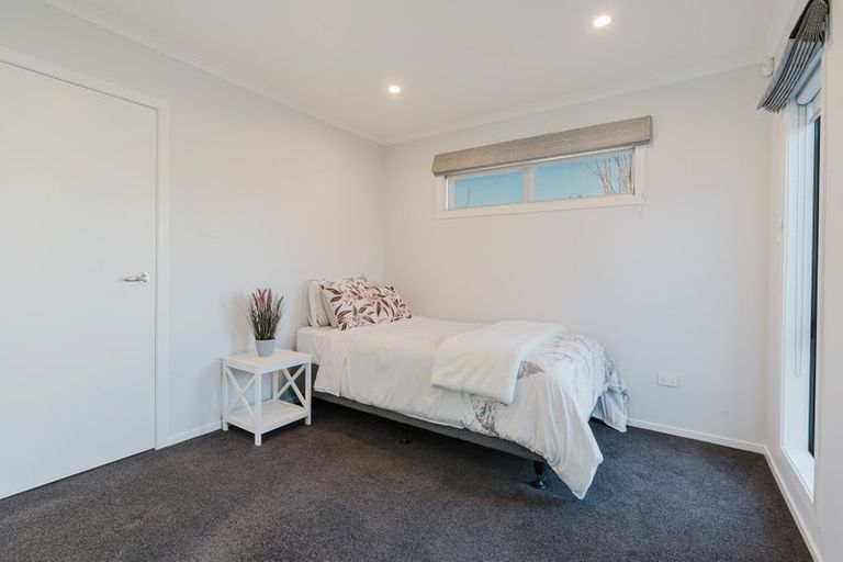 Photo of property in 4/146 Sandwich Road, Saint Andrews, Hamilton, 3200