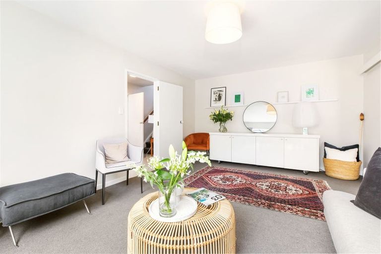 Photo of property in 1/89c Fendalton Road, Fendalton, Christchurch, 8014