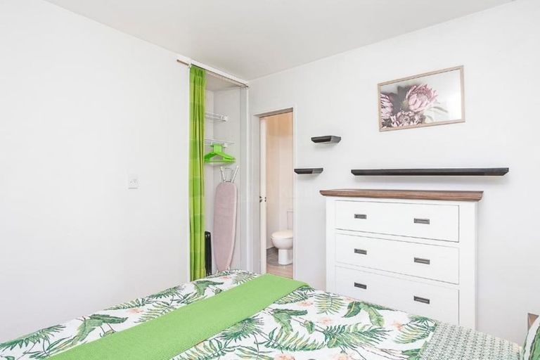 Photo of property in Scotia Tower Apartments, 2f/8 Scotia Place, Auckland Central, Auckland, 1010