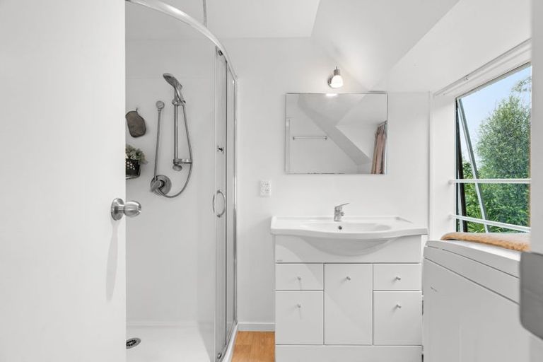 Photo of property in 83 Grahams Road, Burnside, Christchurch, 8041