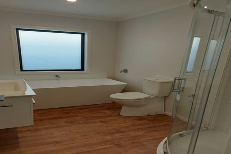 Photo of property in 41 Cynisca Crescent, Wallaceville, Upper Hutt, 5018