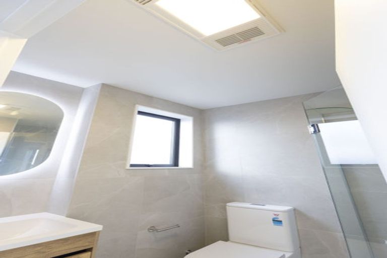 Photo of property in 24 Tukauri Place, Papakura, 2110