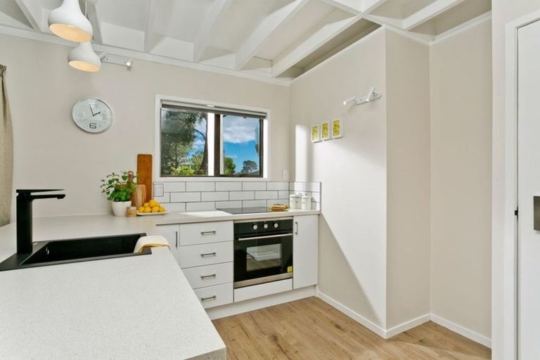 Photo of property in 2/74 Brigantine Drive, Beach Haven, Auckland, 0626
