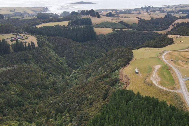 Photo of property in 99 Kahu Ridge, Taieri Beach, Taieri Mouth, 9091