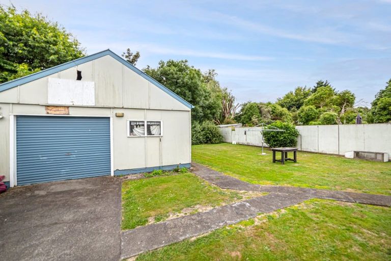 Photo of property in 84 Victoria Street, Carterton, 5713