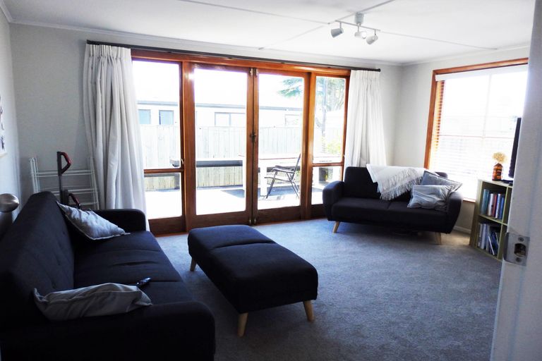 Photo of property in 72a Campbell Street, Leamington, Cambridge, 3432