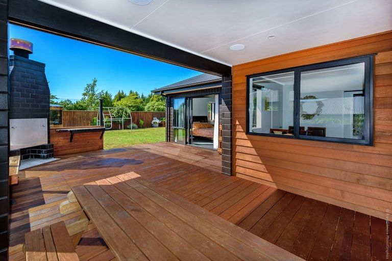 Photo of property in 22 Newbrook Terrace, Darfield, 7510