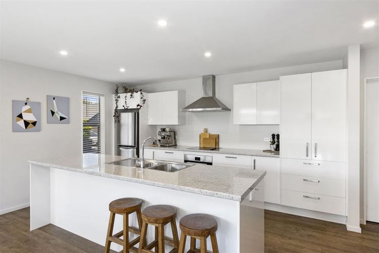 Photo of property in 4 Meyer Crescent, Halswell, Christchurch, 8025