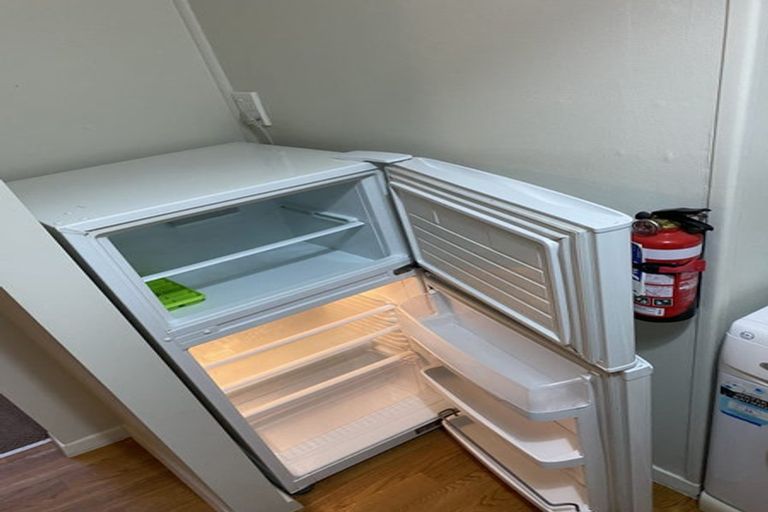 Photo of property in 70 Homebush Road, Khandallah, Wellington, 6035