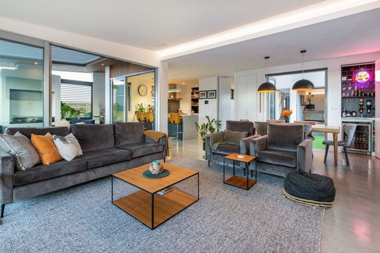 Photo of property in 42 Braemar Road, Rothesay Bay, Auckland, 0630