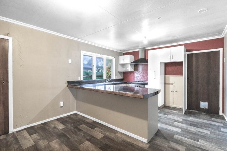 Photo of property in 37 Harvey Street, Grasmere, Invercargill, 9810
