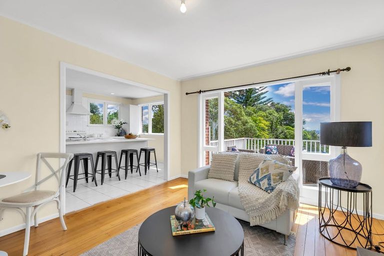 Photo of property in 101 Glengarry Road, Glen Eden, Auckland, 0602