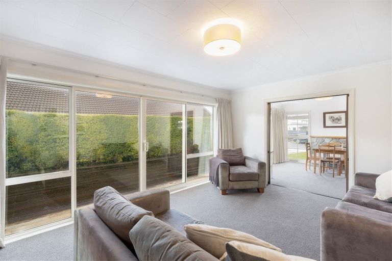 Photo of property in 85 Perry Street, Papanui, Christchurch, 8053