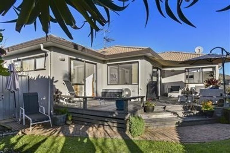 Photo of property in 5 Starlight Cove, Hobsonville, Auckland, 0618