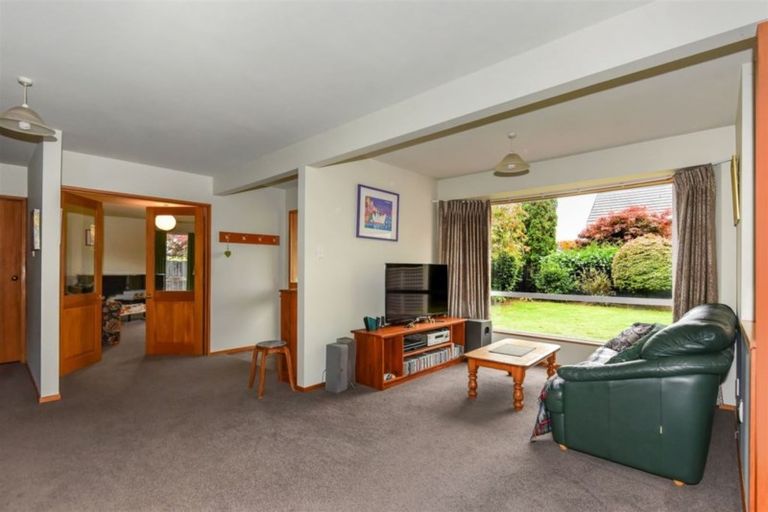 Photo of property in 12 Ilam Park Place, Ilam, Christchurch, 8041