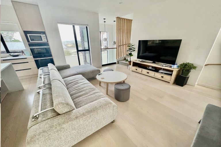 Photo of property in 34c Esmonde Road, Takapuna, Auckland, 0622