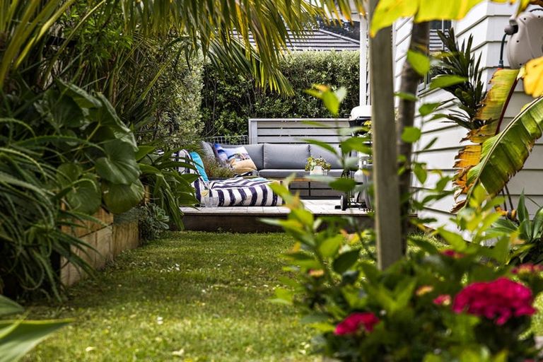 Photo of property in 11 Trevally Place, Snells Beach, 0920