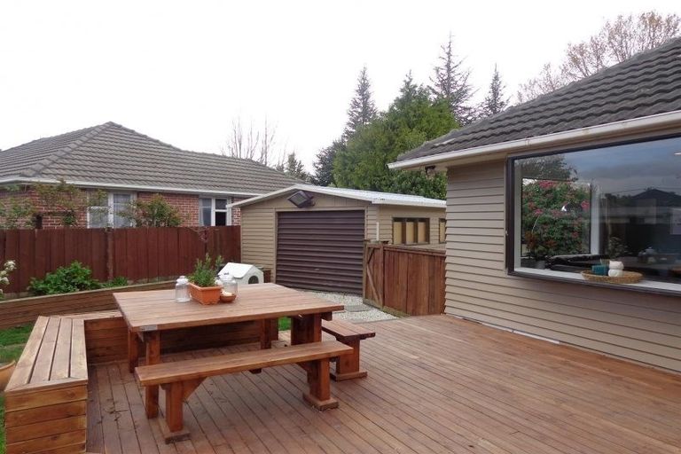 Photo of property in 12 Briggs Road, Mairehau, Christchurch, 8052