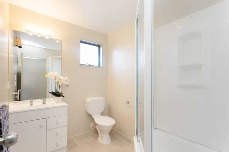 Photo of property in 34 Peverel Street, Riccarton, Christchurch, 8041