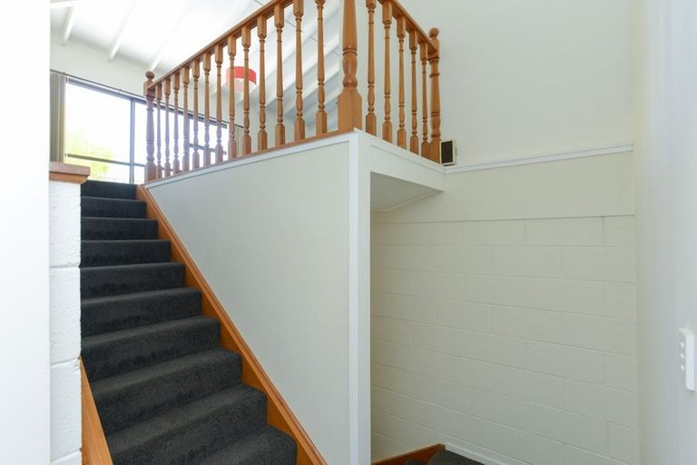 Photo of property in 36 Durham Drive, Havelock North, 4130