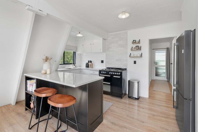 Photo of property in 28 Killarney Street, Waitati, 9085