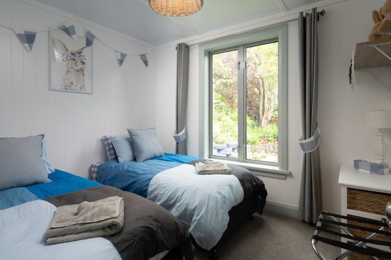 Photo of property in 32 Main Road, Havelock, 7100