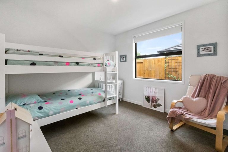 Photo of property in 26 Harding Drive, Papamoa Beach, Papamoa, 3118