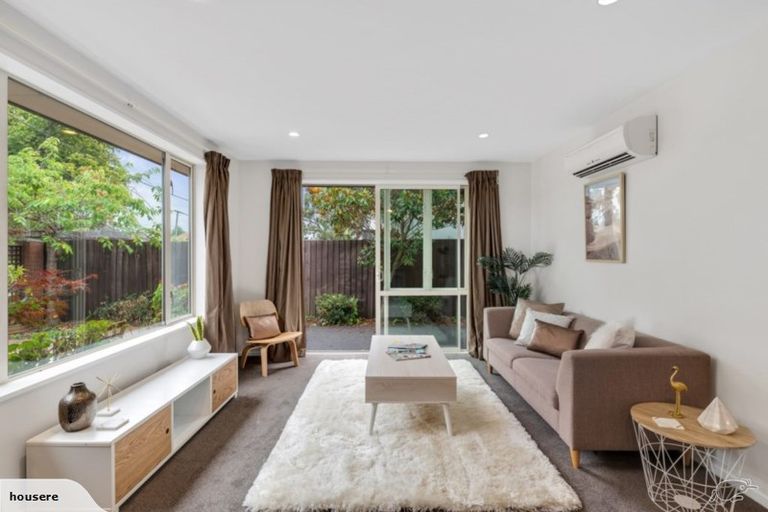 Photo of property in 1/654 Barbadoes Street, Edgeware, Christchurch, 8013