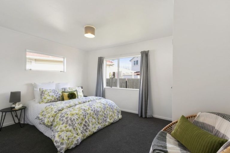 Photo of property in 15b Trevethick Grove, Woburn, Lower Hutt, 5010