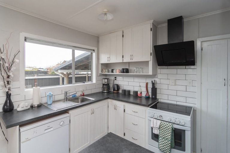 Photo of property in 34 Saint Leonards Road, Temuka, 7920