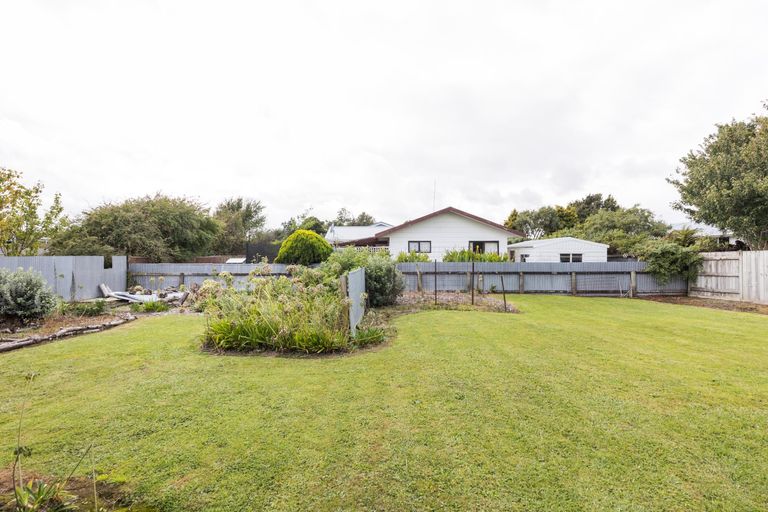 Photo of property in 34 Roberts Line, Kelvin Grove, Palmerston North, 4414