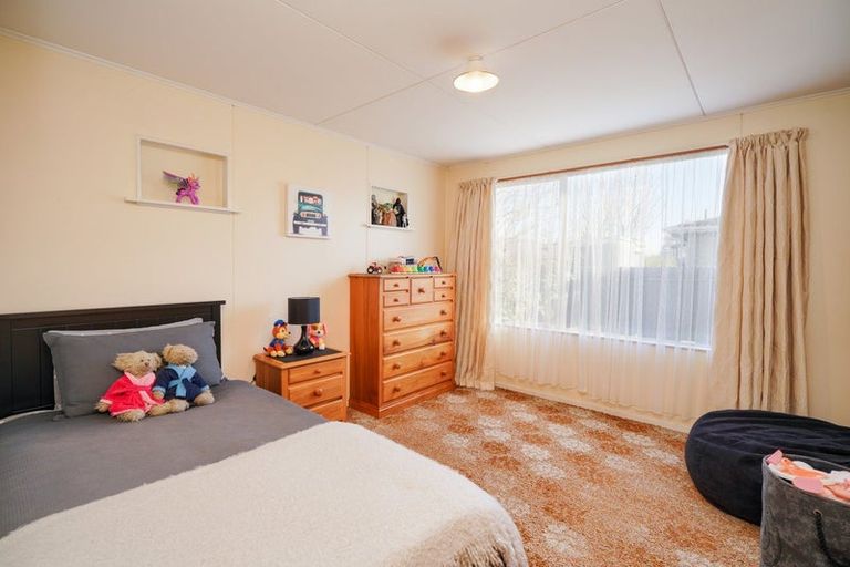 Photo of property in 231 Princes Street, Strathern, Invercargill, 9812