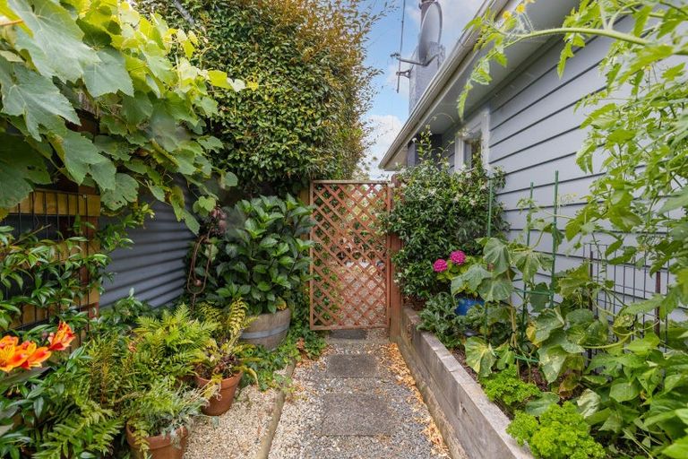 Photo of property in 26 South Belt, Solway, Masterton, 5810