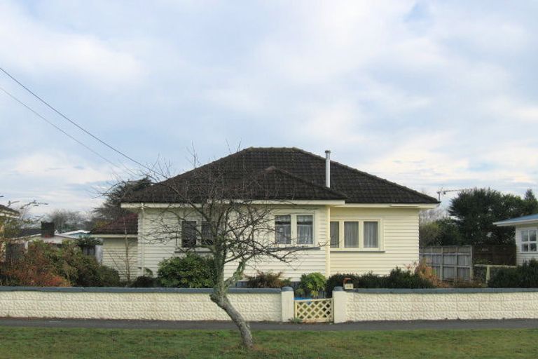 Photo of property in 14 Paterson Street, Frankton, Hamilton, 3204