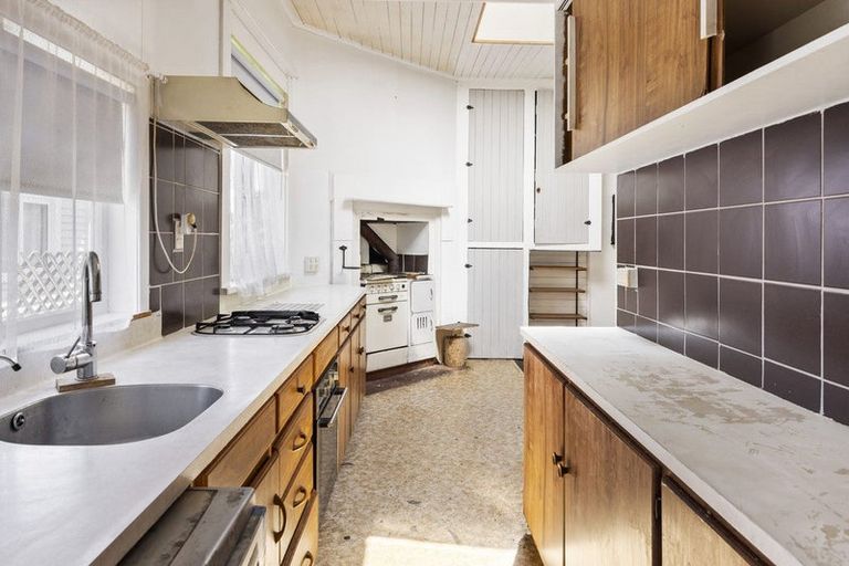 Photo of property in 14 Waihi Road, Hawera, 4610