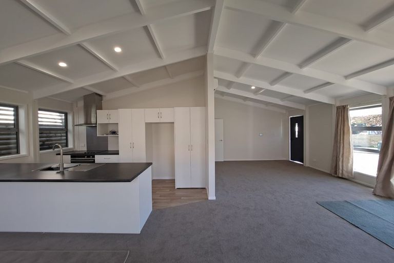 Photo of property in 64/62 Seaview Road, Marfell, New Plymouth, 4310