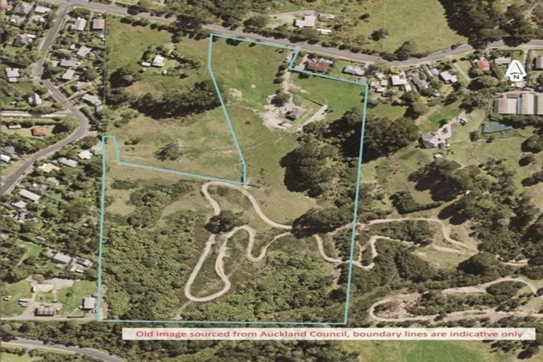 Photo of property in 90 Mcentee Road, Waitakere, Auckland, 0816