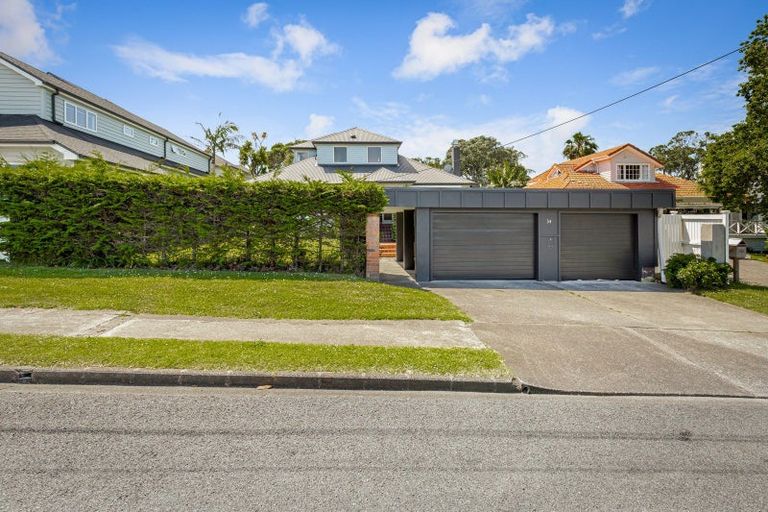 Photo of property in 34 Norwood Road, Bayswater, Auckland, 0622
