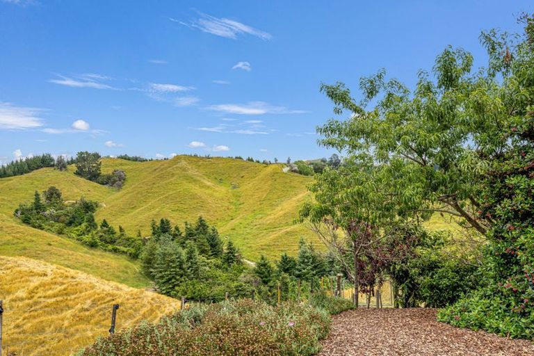 Photo of property in 135 Bensemann Road, Upper Moutere, 7175