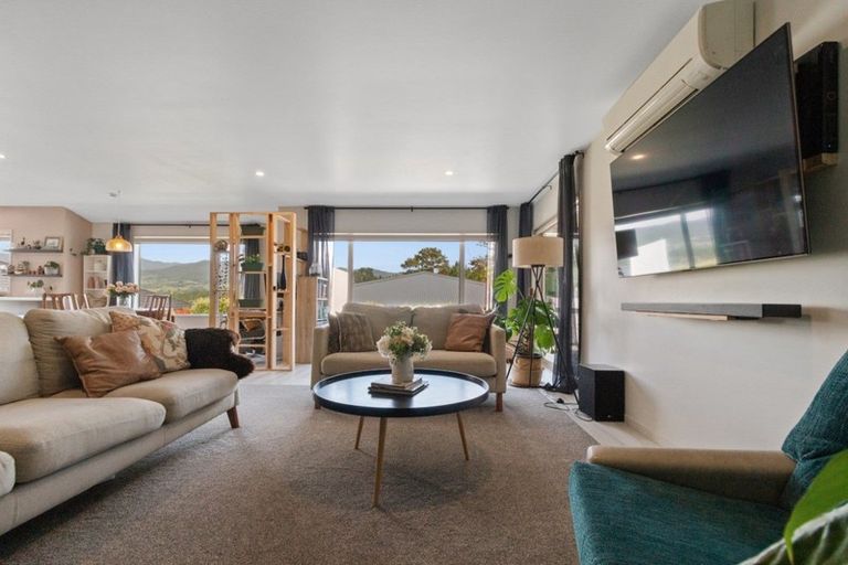 Photo of property in 14 Riverside Place, Katikati, 3129