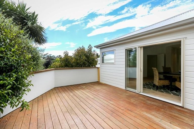 Photo of property in 1a Cannon Street, Westown, New Plymouth, 4310