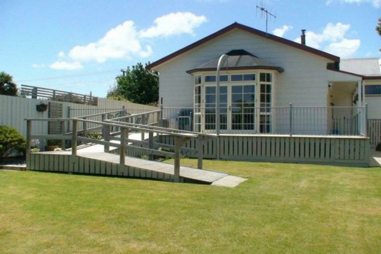 Photo of property in 176 Romilly Street, Westport, 7825