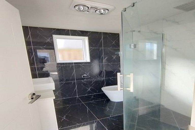 Photo of property in 75 Rosewell Crescent, Flat Bush, Auckland, 2019