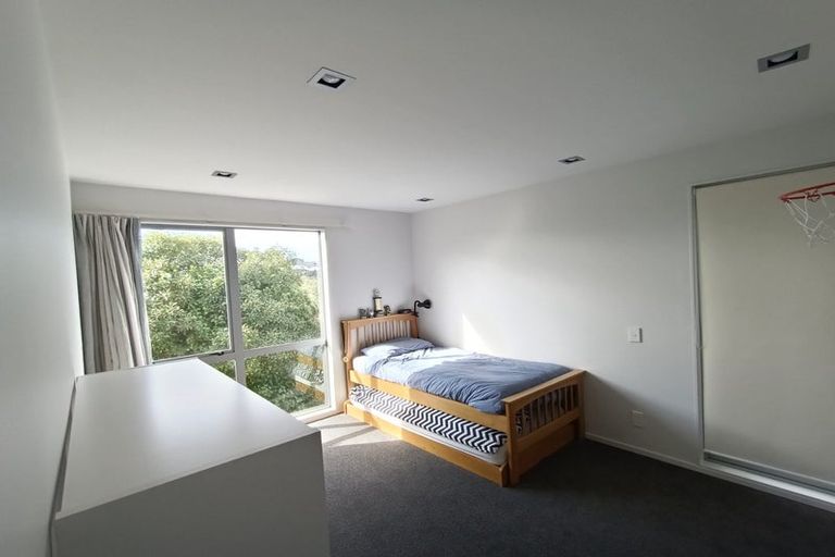 Photo of property in 37c Gurkha Crescent, Khandallah, Wellington, 6035