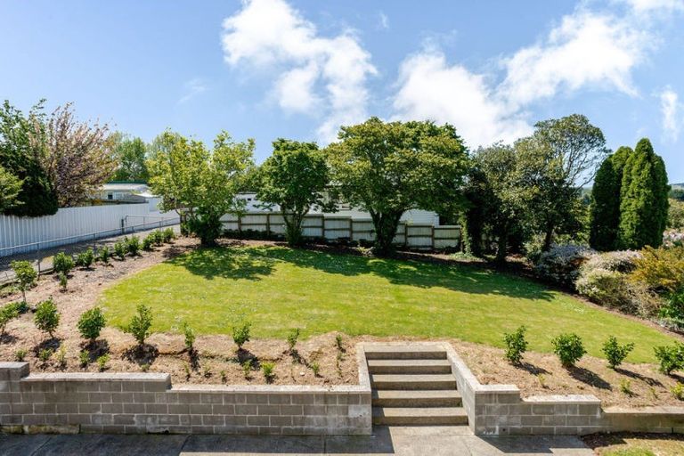 Photo of property in 3 Drummond Street, Dannevirke, 4930