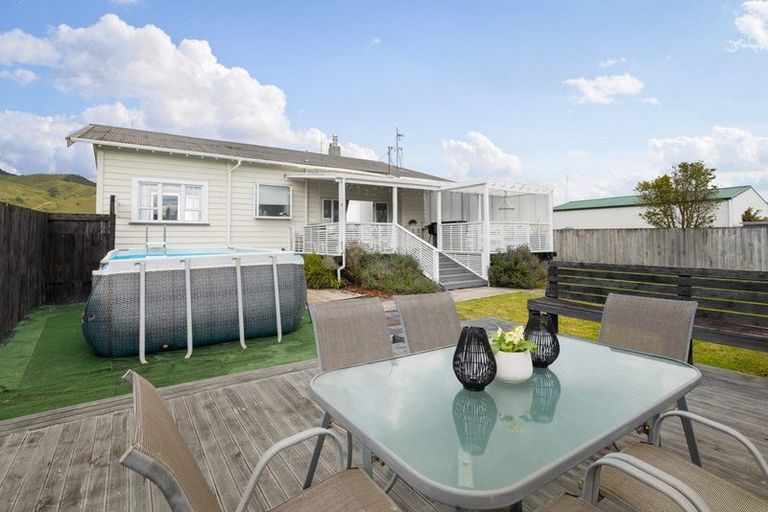 Photo of property in 80 Thames Road, Paeroa, 3600
